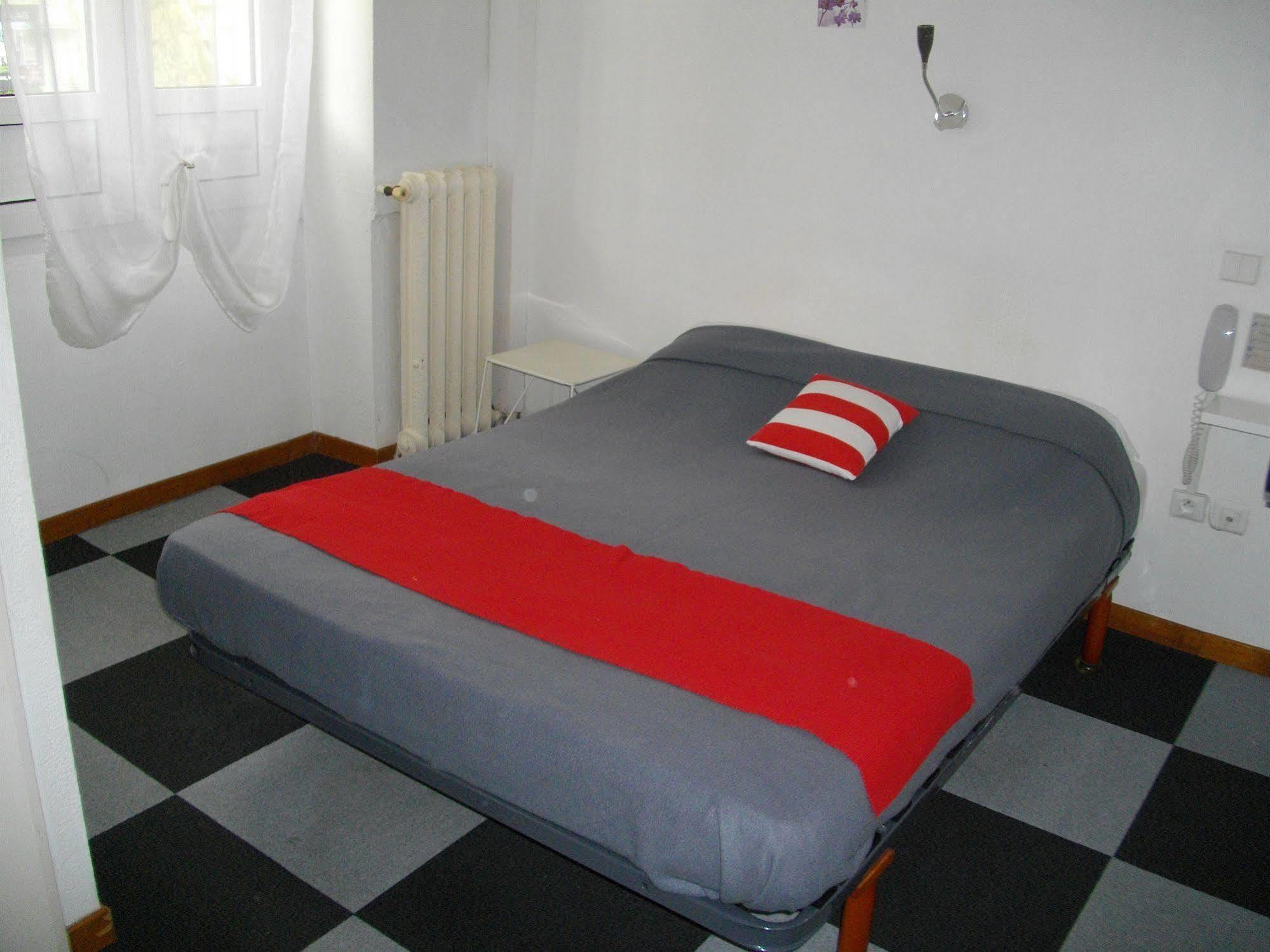 Hotel Central Carcassonne Zewnętrze zdjęcie